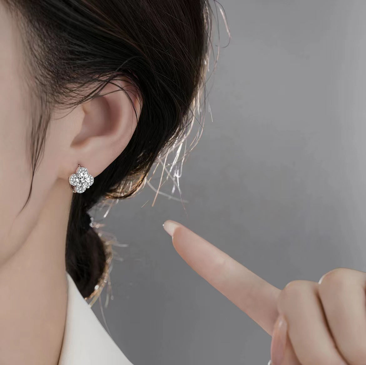 Boucles d'oreilles Moissanite Trèfle | Or blanc