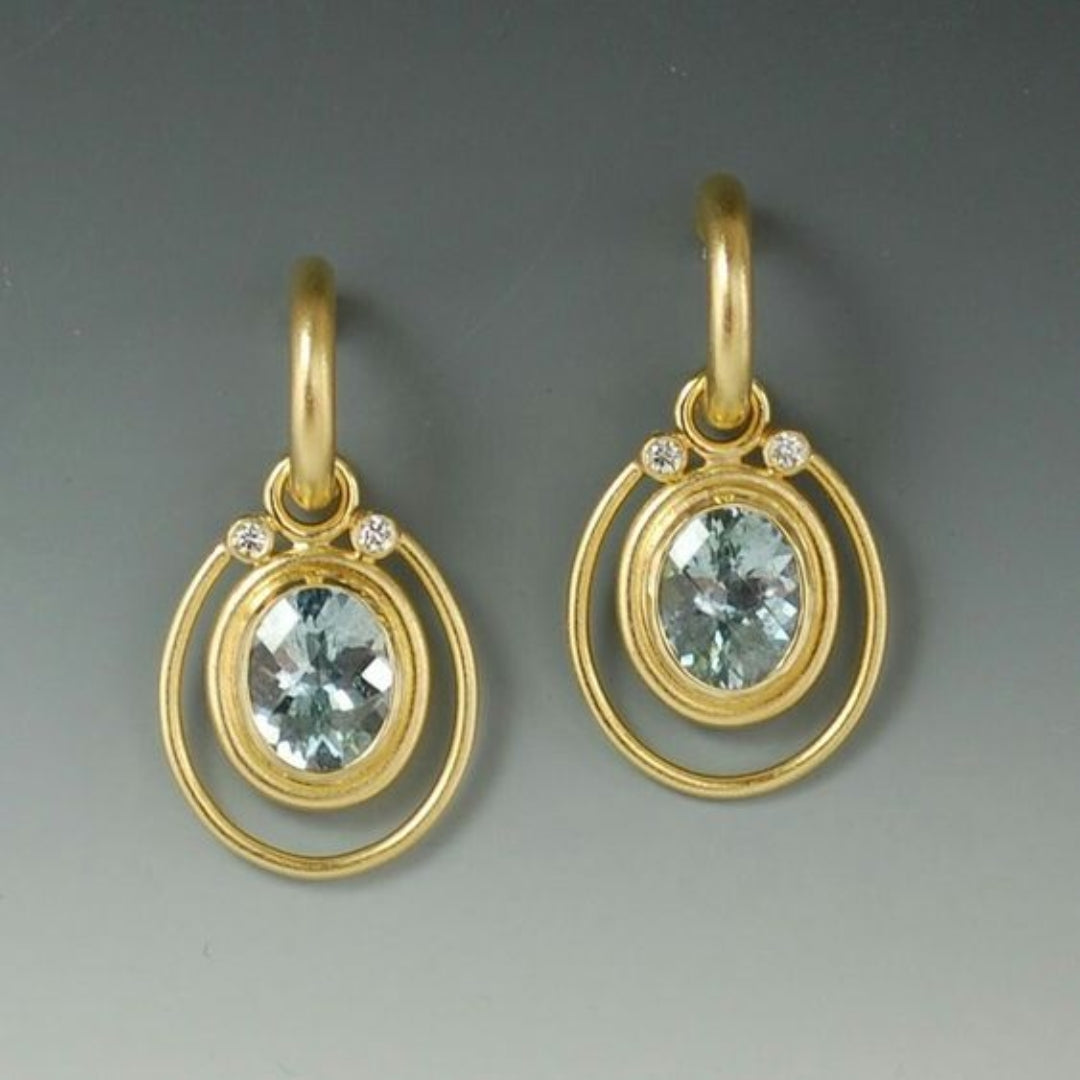Boucles d'oreilles vintage en or avec cristal bleu clair