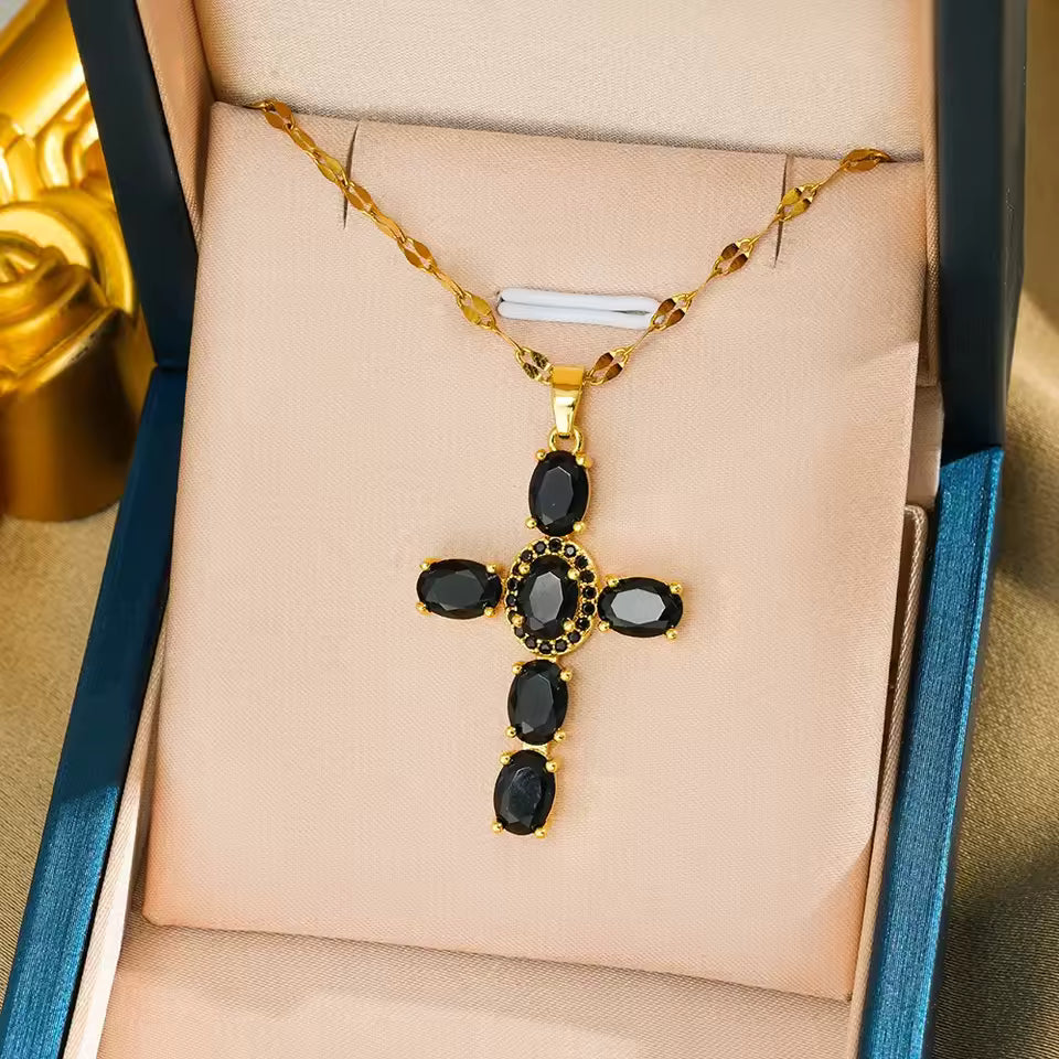 Collier Pendentif Croix Noire plaqué or 18K avec zircon