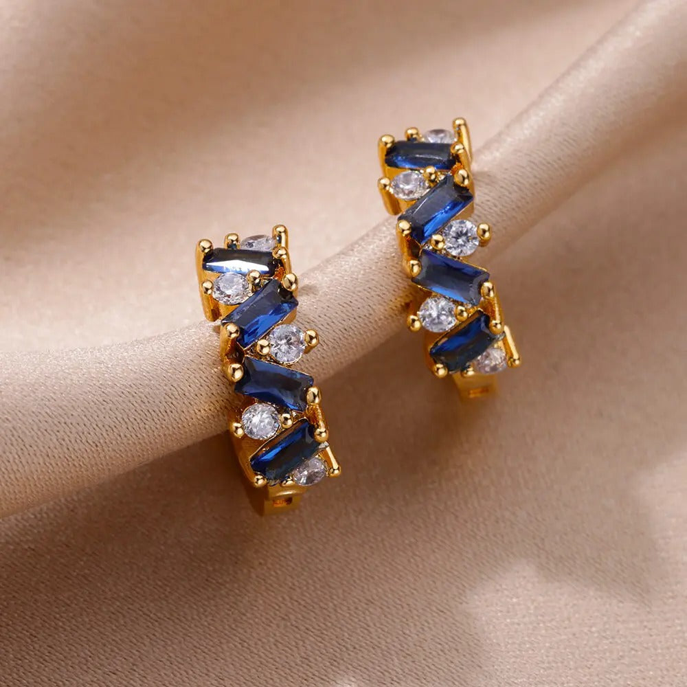 Boucles d’Oreilles Créoles Bleues plaquées or 18K avec zircon