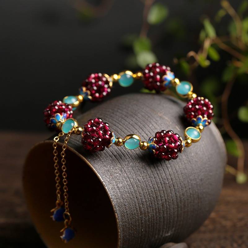 Bracelet en Pierre avec Baies