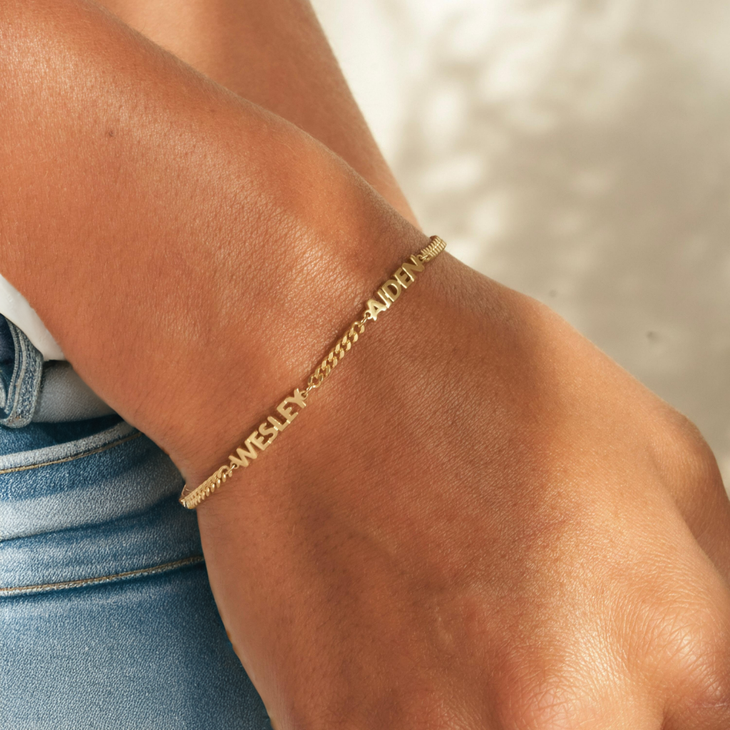 Sally Klein™ | Bracelet Personnalisez pour Vos Proches