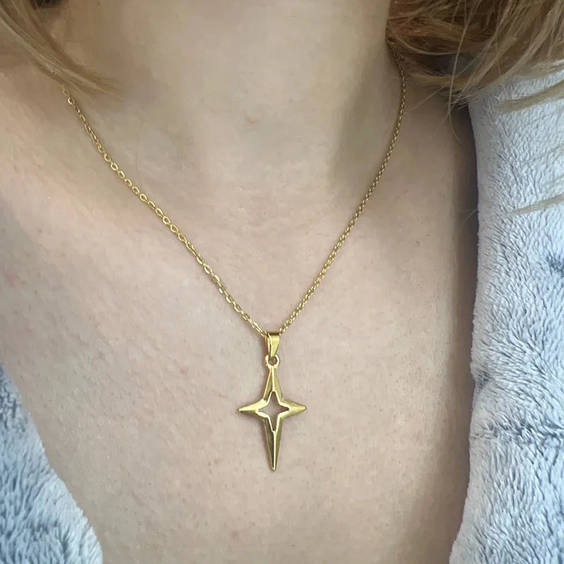 Collier Soleil Rayonnant - Finition Or